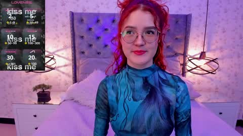 Mia winx  online show from December 18, 10:46 pm