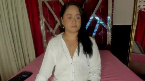 micaelahott_ online show from April 14, 3:17 am