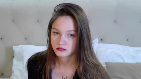 Michelle online show from October 17, 4:10 pm