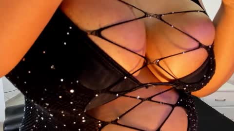 Michelle online show from October 19, 1:24 pm