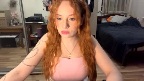 Foxy online show from February 9, 5:26 pm