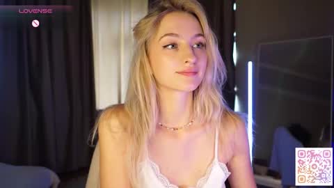 mickeydior online show from September 24, 12:26 pm