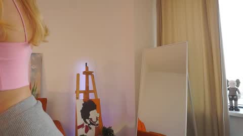 mickeydior online show from March 5, 11:38 am