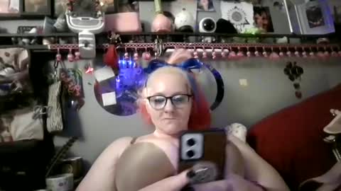 midnightseducer1 online show from April 3, 3:15 am