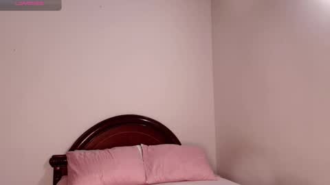 miia_monroy online show from March 4, 10:27 pm