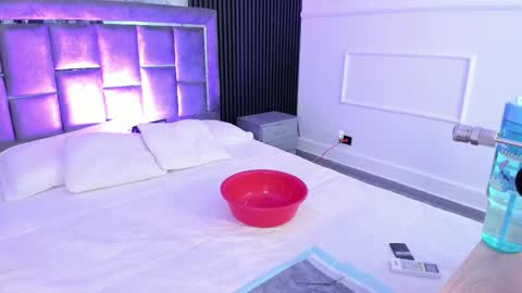 Mia Monroe online show from September 13, 8:28 pm