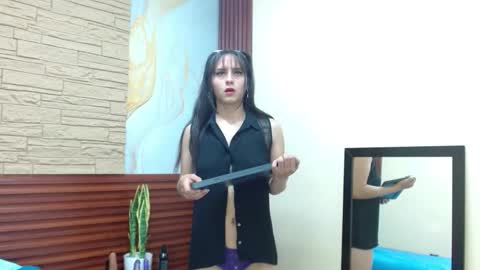 mikaela303av online show from September 27, 3:36 am