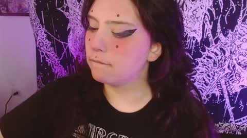 Mika online show from February 24, 8:18 pm