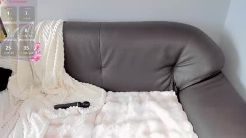 mikasssu online show from December 15, 8:41 am