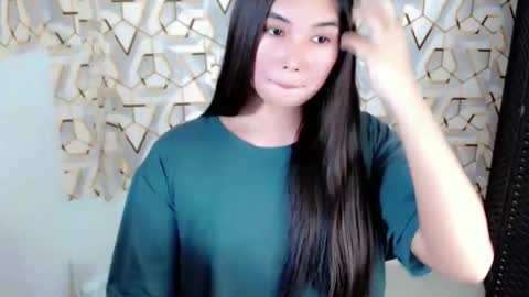 Kyla online show from October 18, 2:36 am