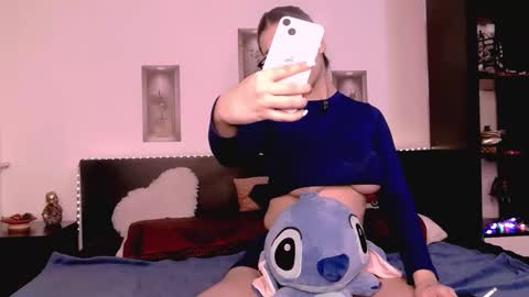 mikaylaraven online show from March 17, 5:44 am