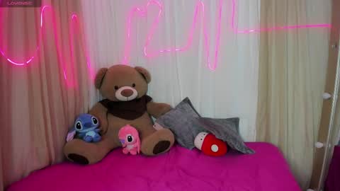 Mikoto Urb online show from March 3, 7:14 pm