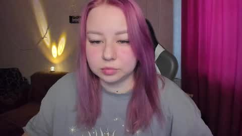 Mila shy sensual person  online show from November 28, 9:45 am