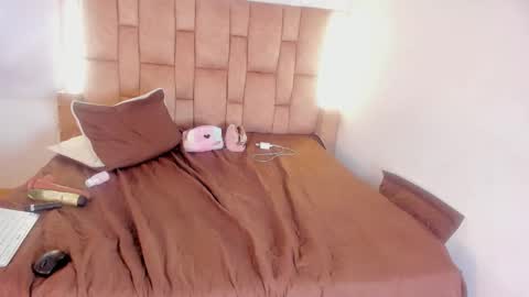 Mila  online show from February 5, 7:28 pm