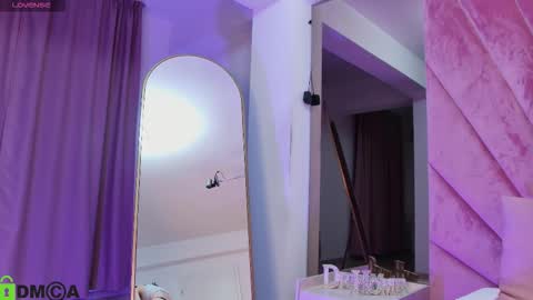 MH online show from February 7, 7:51 pm