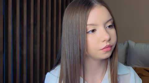 Mila online show from February 16, 3:34 pm