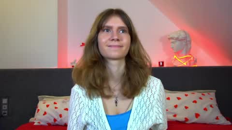 Mila online show from March 25, 6:33 pm