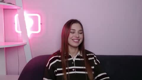 milanaangelas online show from February 17, 8:41 pm