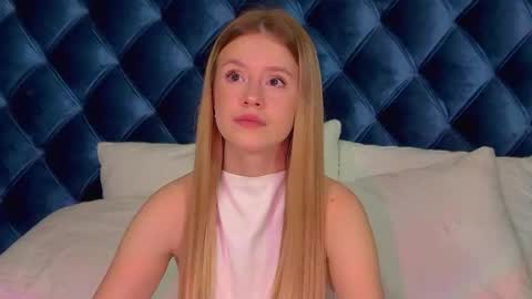 MilanaBalmain online show from November 9, 4:41 am