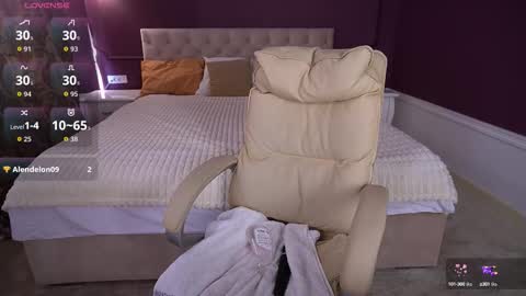 Milana online show from September 13, 1:52 pm