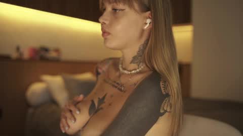 M  Telegram mamagotachannel online show from April 2, 8:23 am