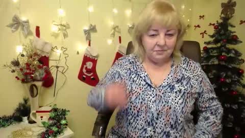 Milena online show from December 14, 6:30 am