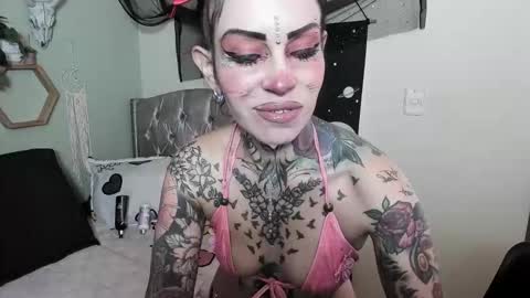 Isabella online show from January 16, 1:51 pm