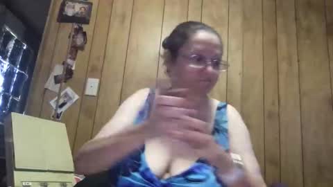 milfmichelle69 online show from March 28, 4:17 pm