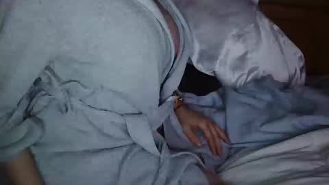 milfytitts online show from October 11, 12:41 pm