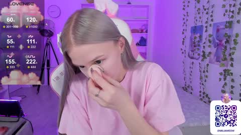 Milia online show from December 23, 8:14 pm