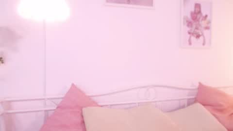 milky_0 online show from September 13, 11:13 pm