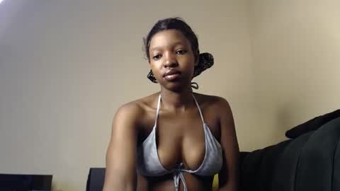 milla_armani online show from February 21, 10:49 am