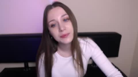 Milla online show from November 24, 7:54 am