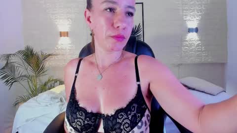 Millie online show from March 31, 7:36 pm