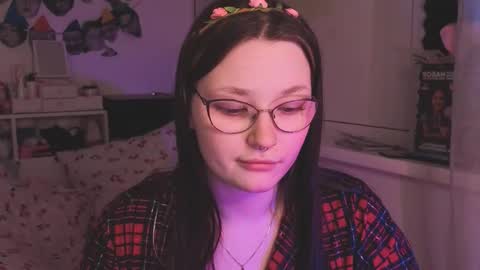 Millie online show from February 20, 7:15 pm