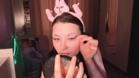 Millie online show from March 18, 11:15 am