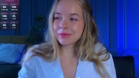 Milly    online show from October 21, 7:01 am