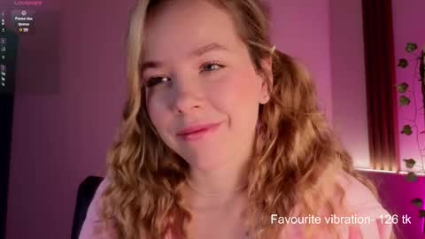 Milly    online show from March 3, 7:37 am