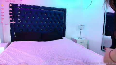 Milu ballmer  online show from November 12, 7:01 pm