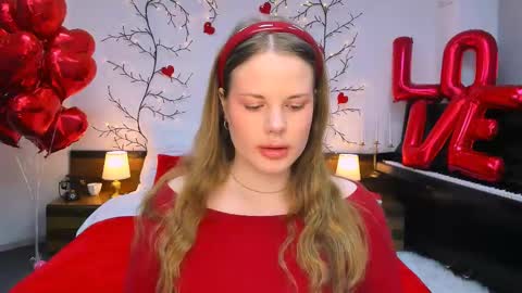 Kelly online show from February 12, 6:08 am