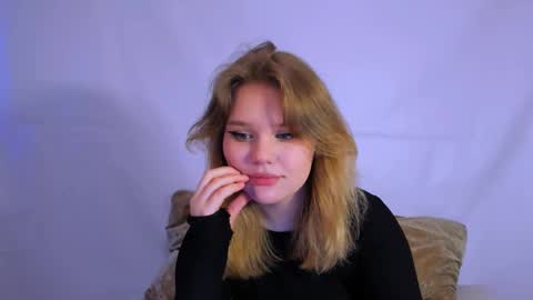 hi Im Mina  online show from February 13, 1:29 am