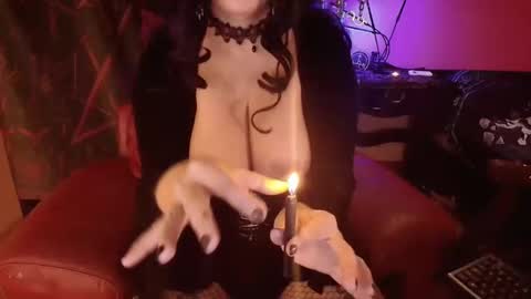 NindfuckWitch online show from February 25, 1:53 pm