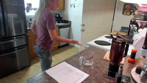 Mindy Mars online show from November 17, 4:51 pm