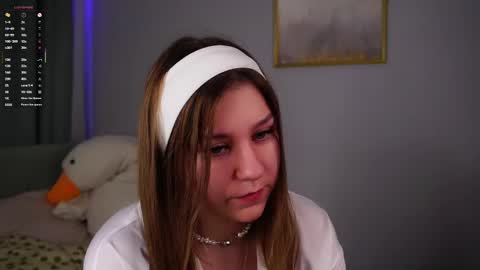 Mary online show from April 5, 1:59 am