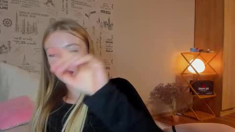 Amelia online show from September 11, 6:19 pm