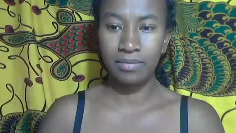 minouch211907 online show from October 18, 4:21 pm