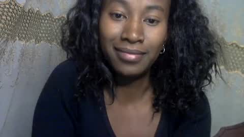 minouch211907 online show from July 19, 3:31 am