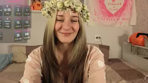 Cassie online show from April 19, 6:43 pm