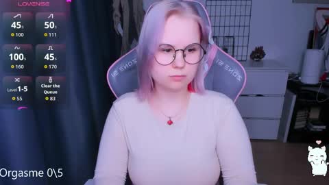 Kira online show from April 20, 7:17 pm