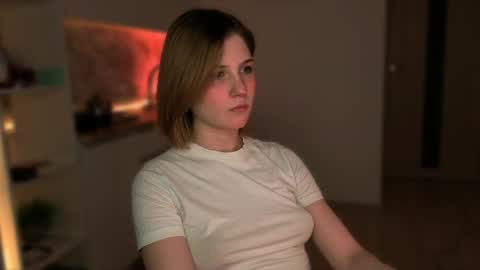 Mira online show from April 20, 11:30 pm